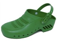 ZOCCOLI VERDI - con fori e cinturino - 37