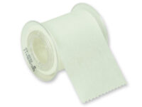 **ROTOLO CEROTTO  TNT 5 m x 5 cm